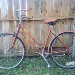 Vintage 1970s HUFFY 3-Speed Seapines Bike