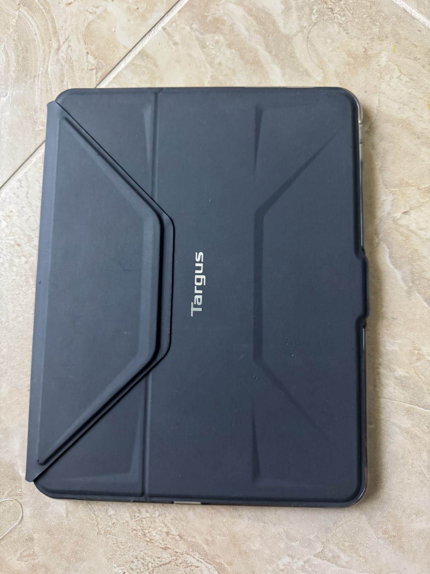 Ipad case 10/11th Targus