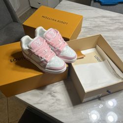 Louis Vuitton Skaters