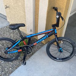 2018 Haro Race light Pro 20 