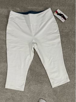 White capri leggings (plus size)