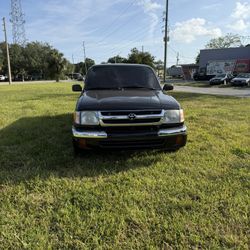 1999 Toyota Tacoma 