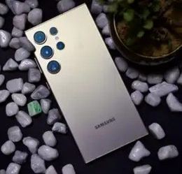 📱 Samsung Galaxy S24 Ultra – Starting at $449 or Only $1 to Take It Home Today! Save Up to $700 with Up to 1-Year Warranty 💥📦