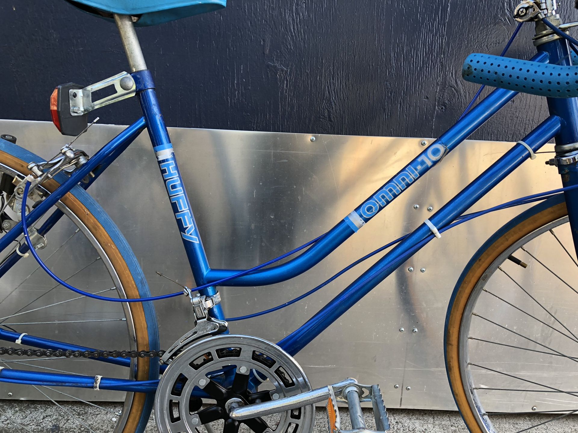 Huffy Omni10 vintage road bike with generator light kit for Sale in