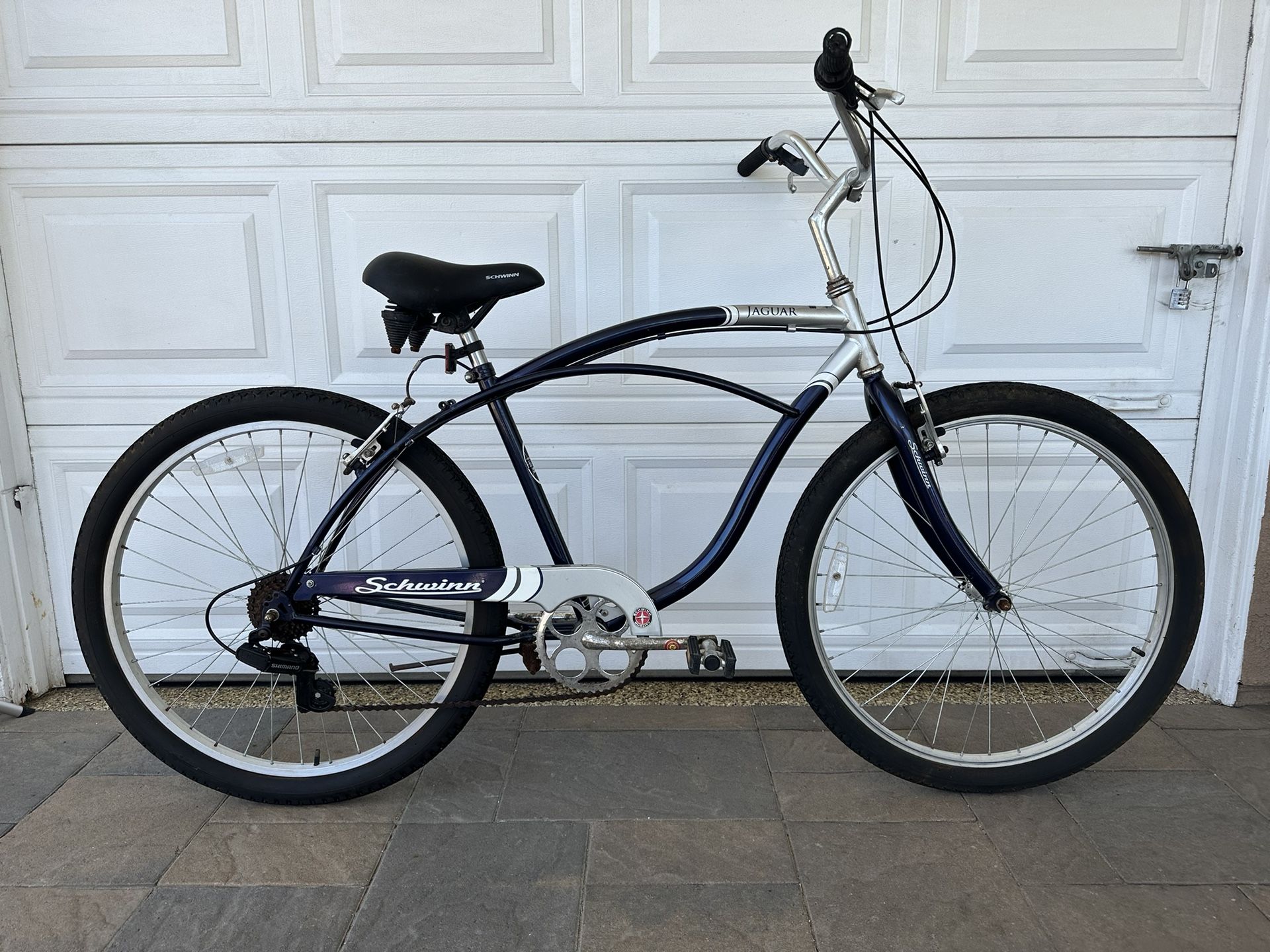 schwinn jaguar beach cruiser