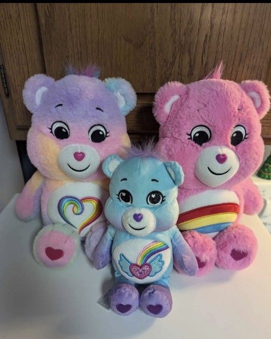 3 Care Bears I'm excellent condition