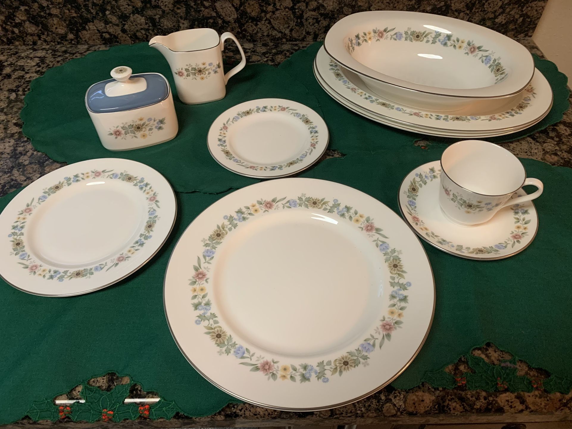 ENGLISH FINE BONE CHINA, PASTORALE, COPYRIGHT DOULTON & CO. LIMITED,