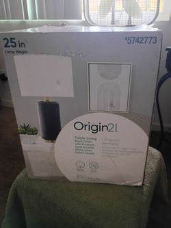 Origin21 25-Inch Table Lamp Black with Gold Accents