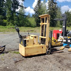 Big Joe counterbalance  Forklift electric with charger