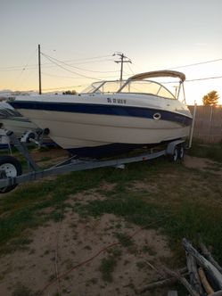 Deckboat