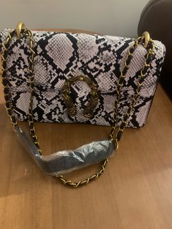 Hand bag