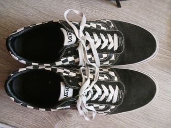 Black/White Checkered Vans Men's US Size 11 LIKE NEW!