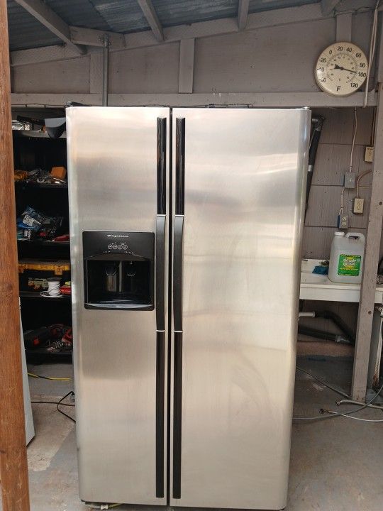 Refrigerator Frigidaire