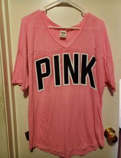 VS pink shirt