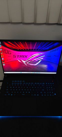 ASUS ROG STRIX SCAR 18 (5090 GPU)