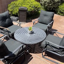Patio furniture/ Outdoor Furniture/ Conversation Set
