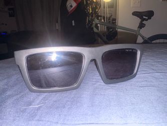 Prada sunglasses PRZ
