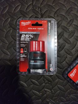 Milwaukee CP2.5ah M12 Batteries