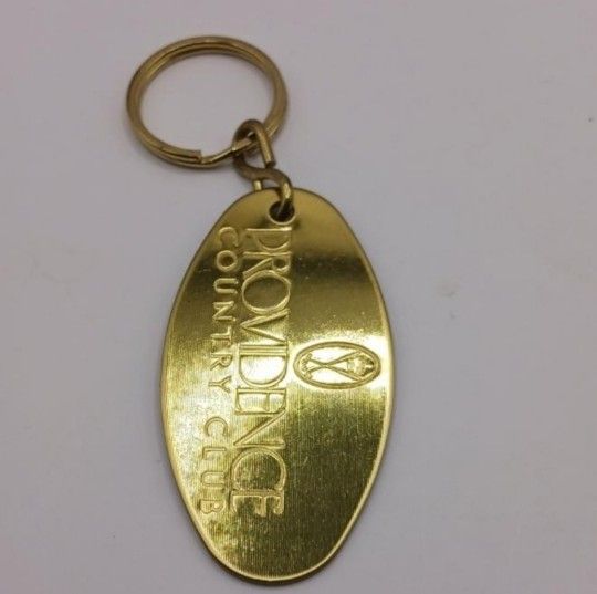 Goldtone oval keychain "Providence Country Club"