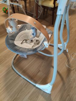 Ingenuity Simple comfort compact baby swing