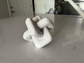 Multiple Modern accent pieces (4 total) for the price of one!