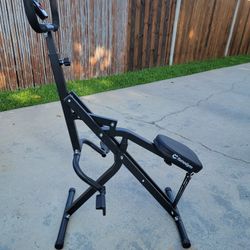 Row Squat Machine 