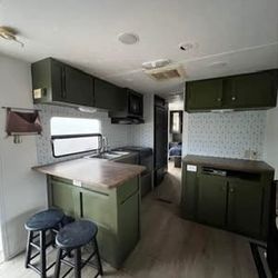 29ft Travel Trailer