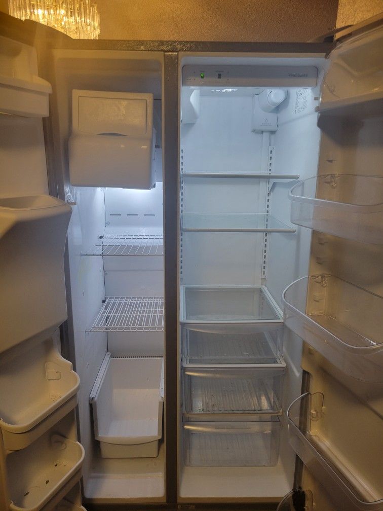 Fully Working Full Size French Door Fridge