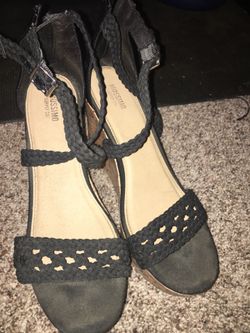 Black wedges size 8