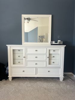 Dresser with mirror
