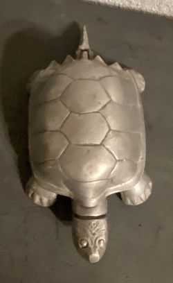 Antique  Metal  Turtle Cigarette  Box Ashtray