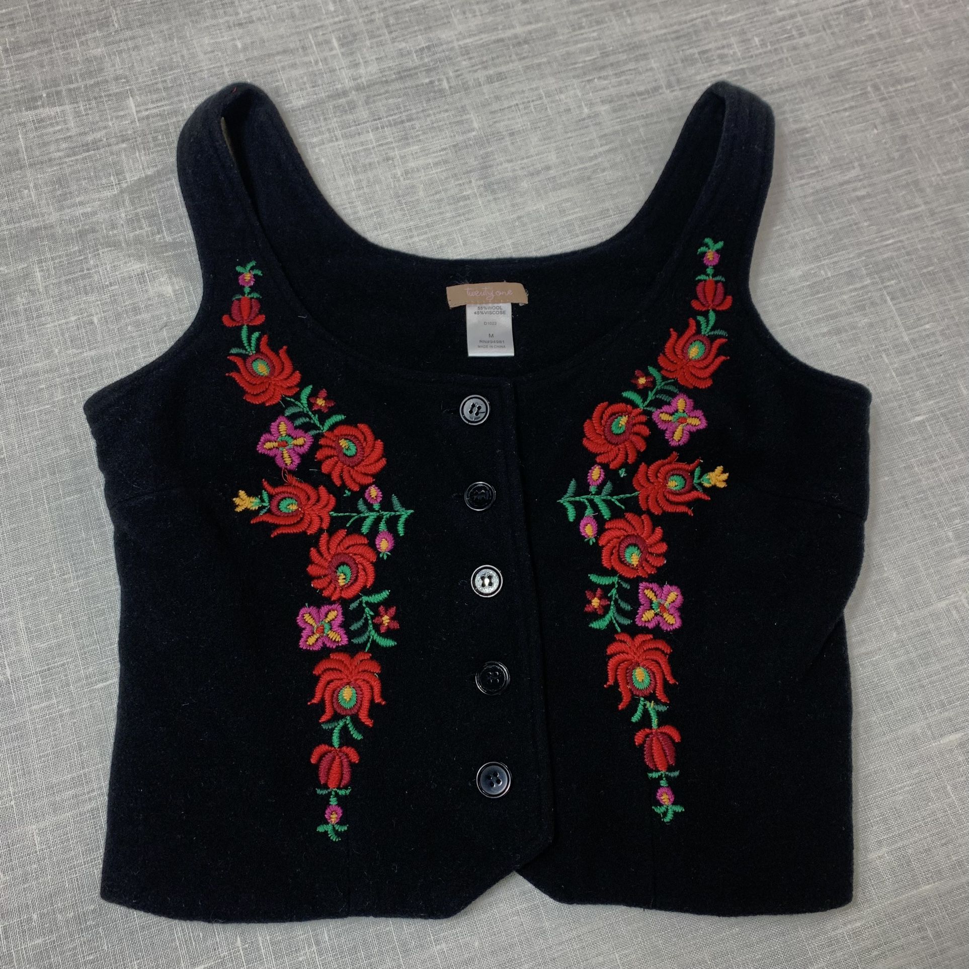F21 black and red embroidered vest top