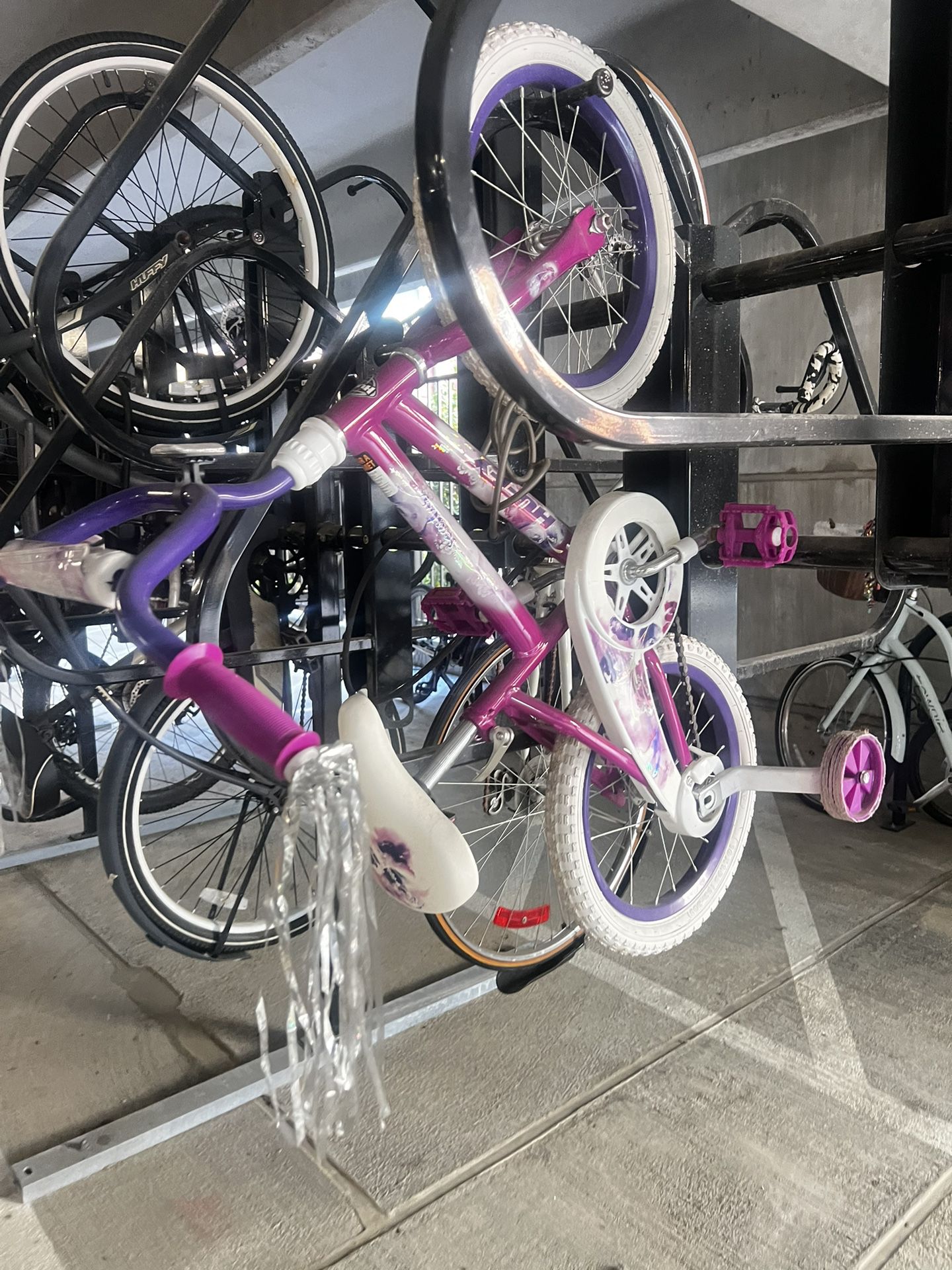 Girls bike 16”with training wheels