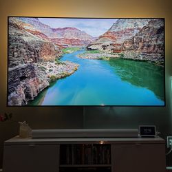82” Samsung Q60T