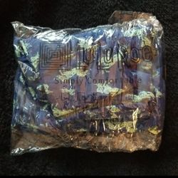 NWT in original packaging Rare unicorn one size Lularoe legging. They are blue with a light blue unicorn pattern. Never been worn, smoke free home.