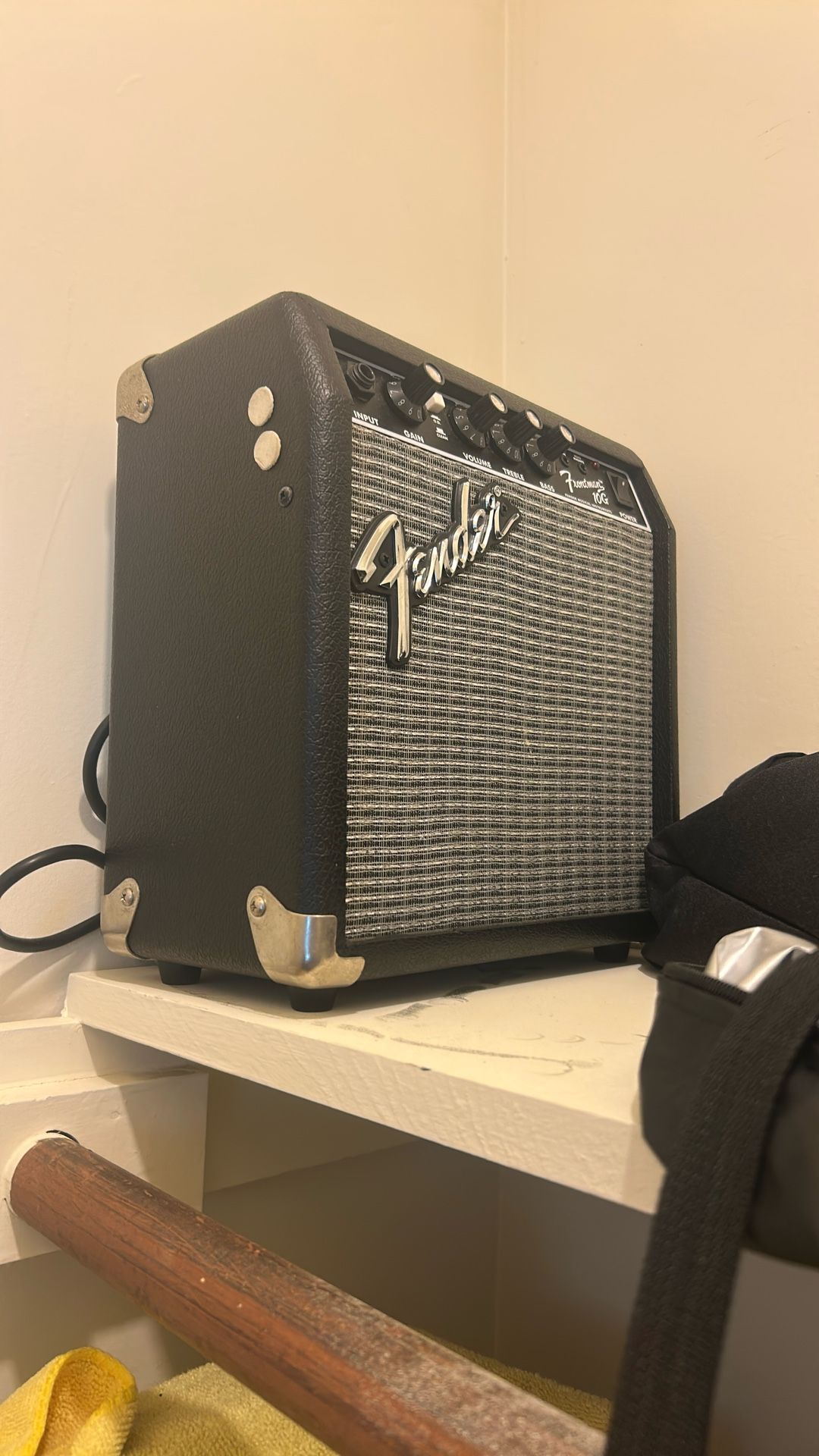 Black Fender Amp