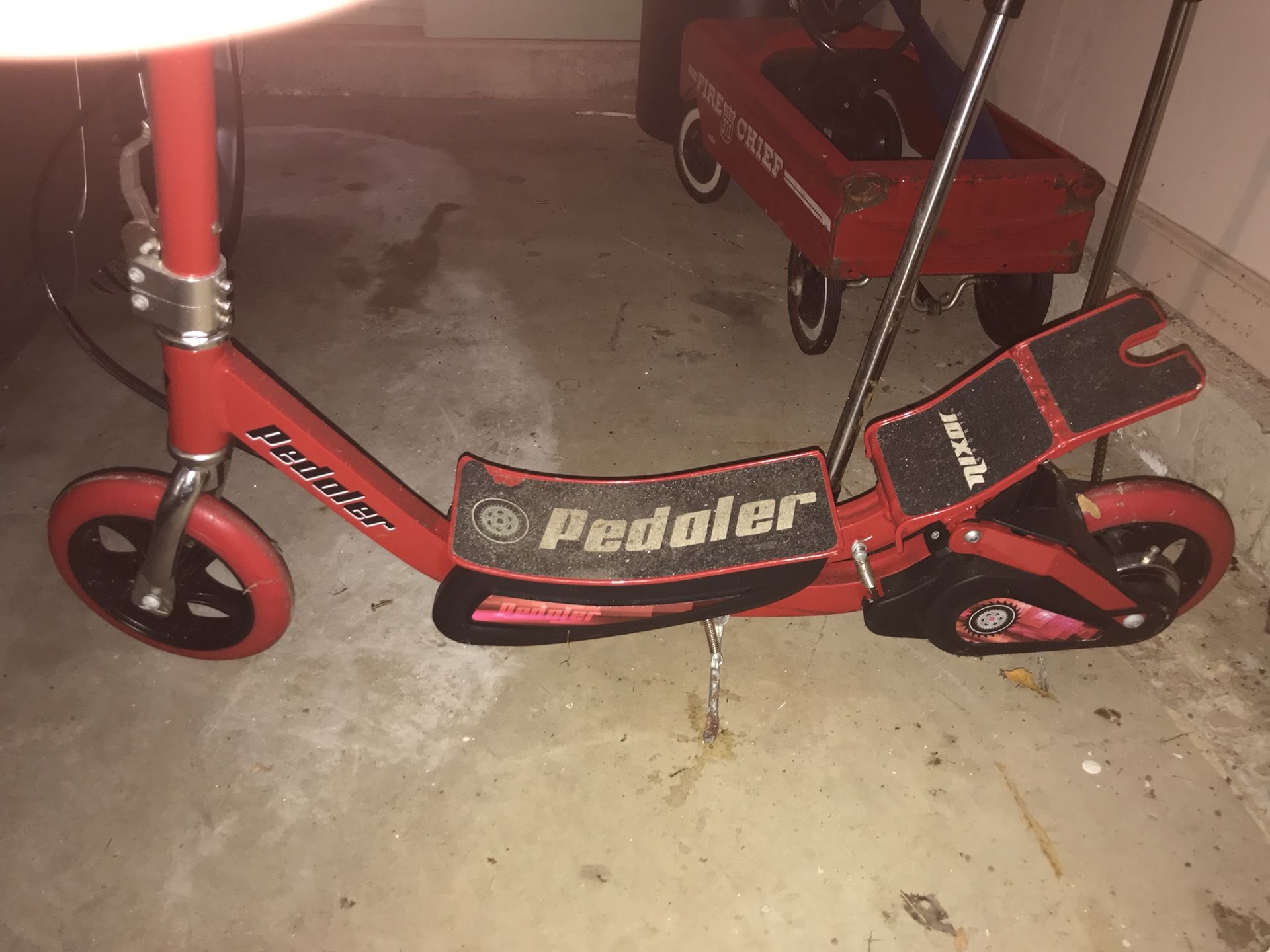 The Pedaler Scooter by Nixor Sports