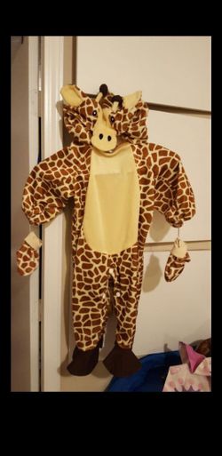 Giraffe costume