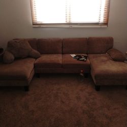 Couch 3 Piece Sectional 