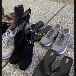 Women’s Shoes Size 10 - 15 Pairs 