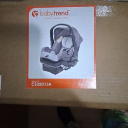 Baby Trend E-Z lift Plus Infant Carseat Ultra Grey