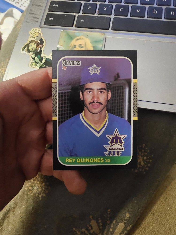 Rey Quinones Baseball Card