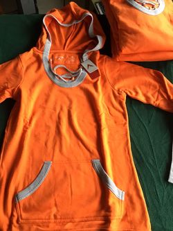 Antigua hoodie. Orange
