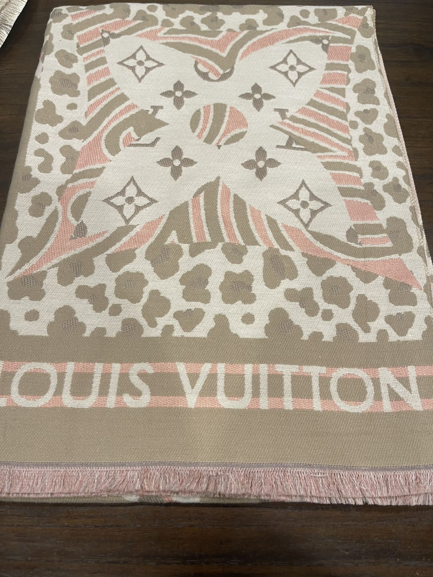 Cashmere shawl wrap