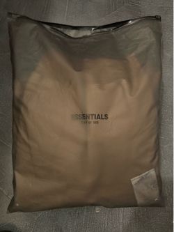 1:1 essential hoodie