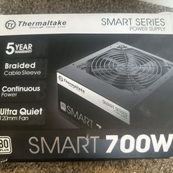 Thermaltake 700W Silver(80+) Power Supply 