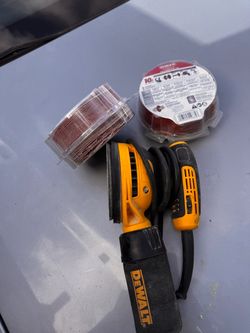 DEWALT Random Orbit Sander with Diablo Sanding Discs