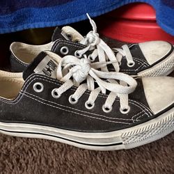 Women’s All Star Converse Size 7
