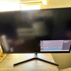 32in Samsung Gaming Monitor 