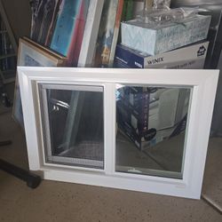 Dual Pane Window 32x20** Like New**